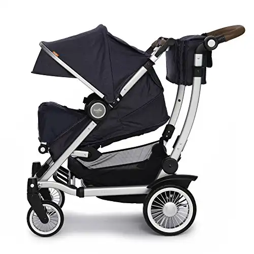 2016 Model Entourage Stroller in Navy